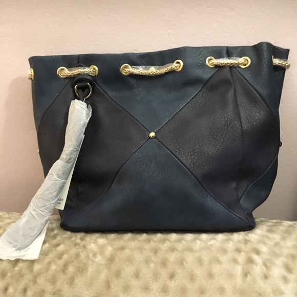 🦋Faux Leather Backpack Bag/Tote🦋 - Picture 6 of 7